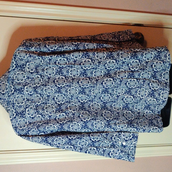 Foxcroft Navy Blue White Floral Cotton 3/4 Sleeves Non Iron Size 14 - Picture 3 of 4